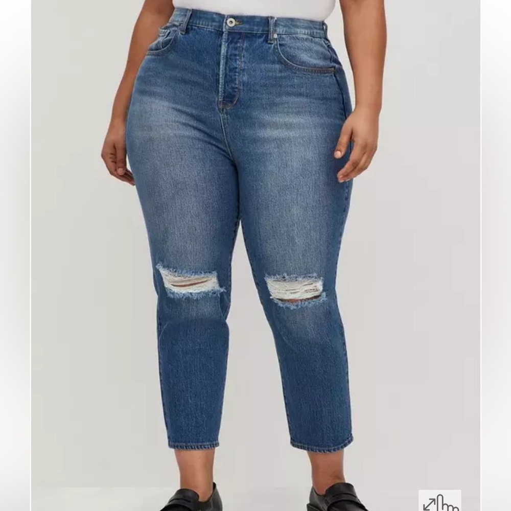 NWT Torrid Mom Jeans Sz 16